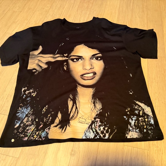 M.I.A Paper plane Supreme like Black Graphic Short Sleeve Tee - Picture 8 of 8